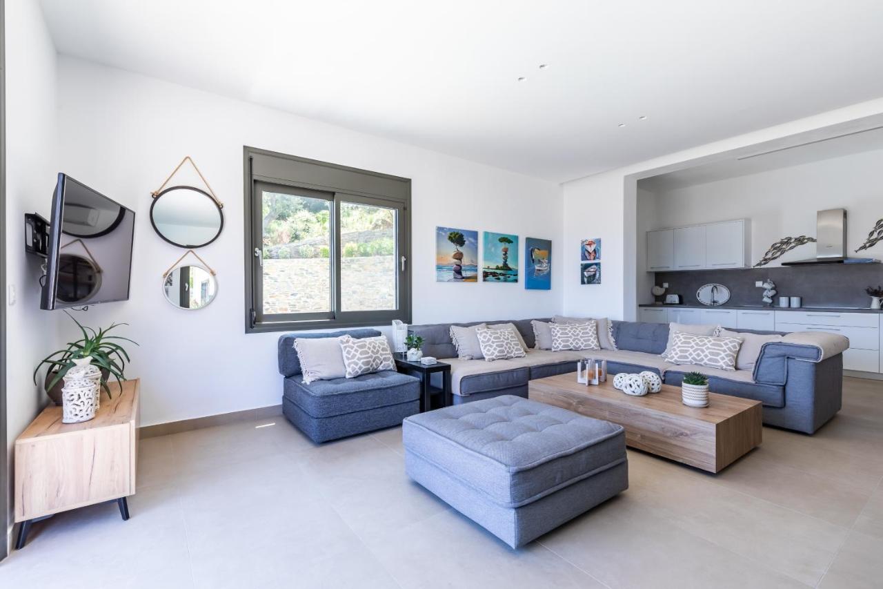 Villa Antigone Luxury Retreat Città di Skopelos Esterno foto