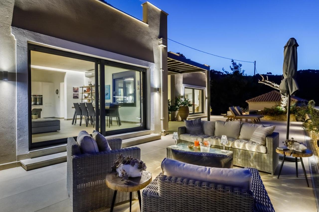 Villa Antigone Luxury Retreat Città di Skopelos Esterno foto